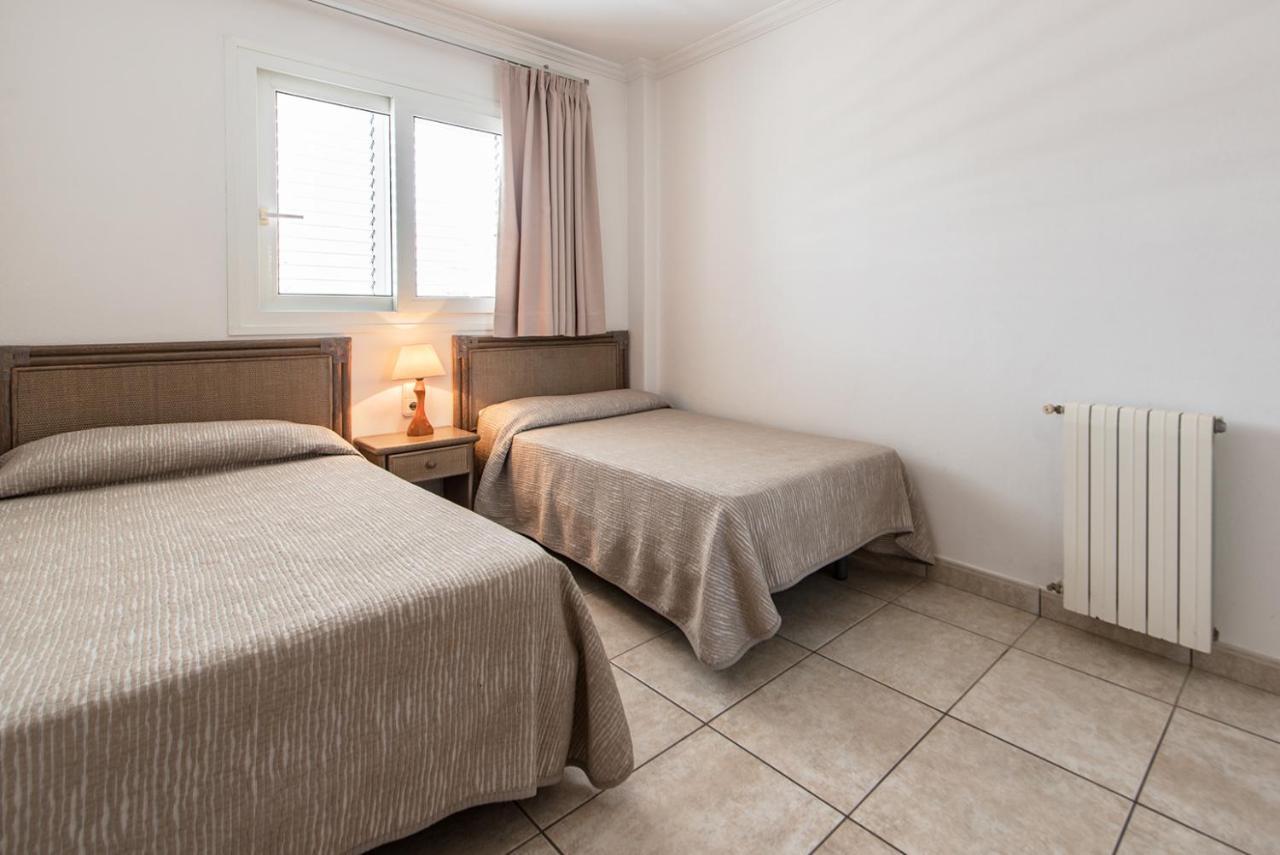 Es Cana Apartamentos Es Cane المظهر الخارجي الصورة